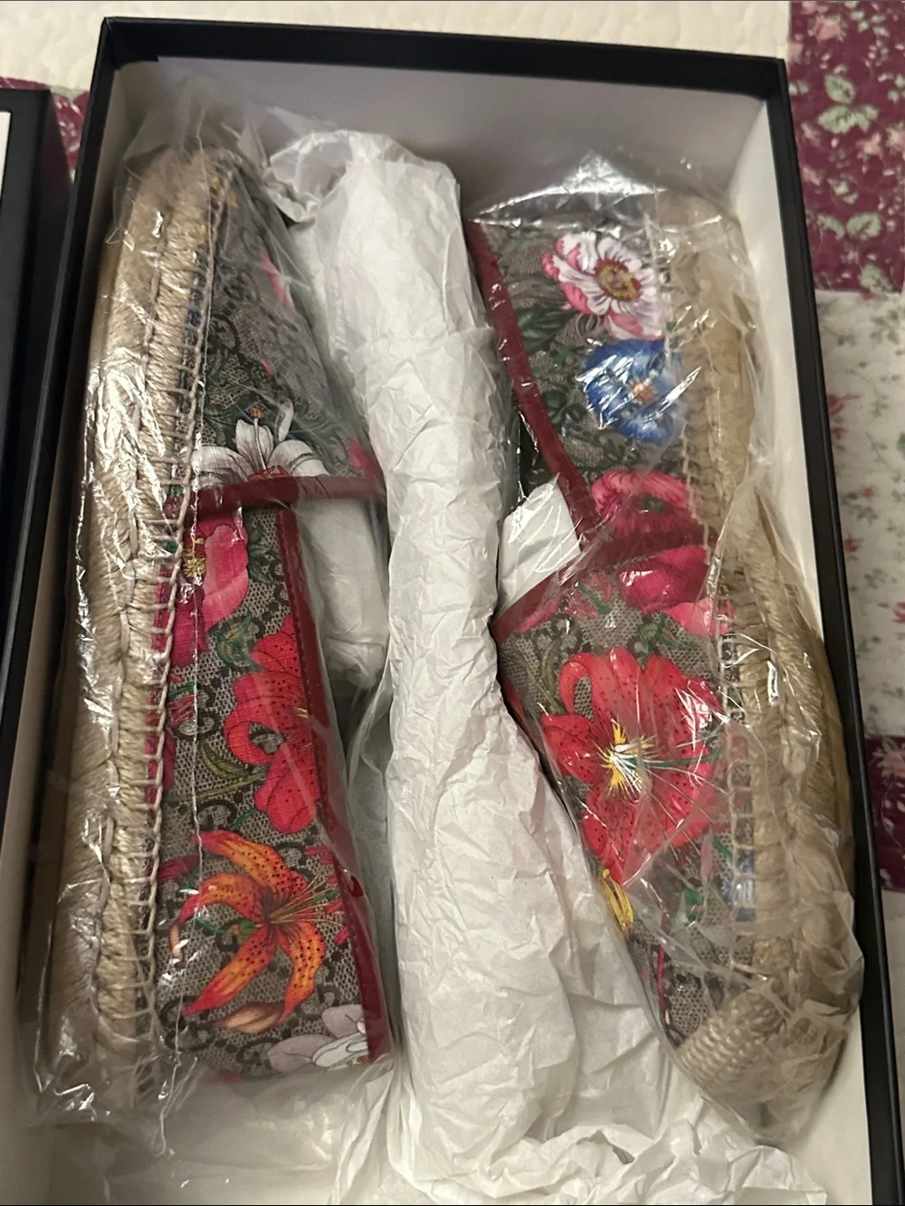 Gucci Floral Canvas Espadrille Flats - Multicolor new in box 📦